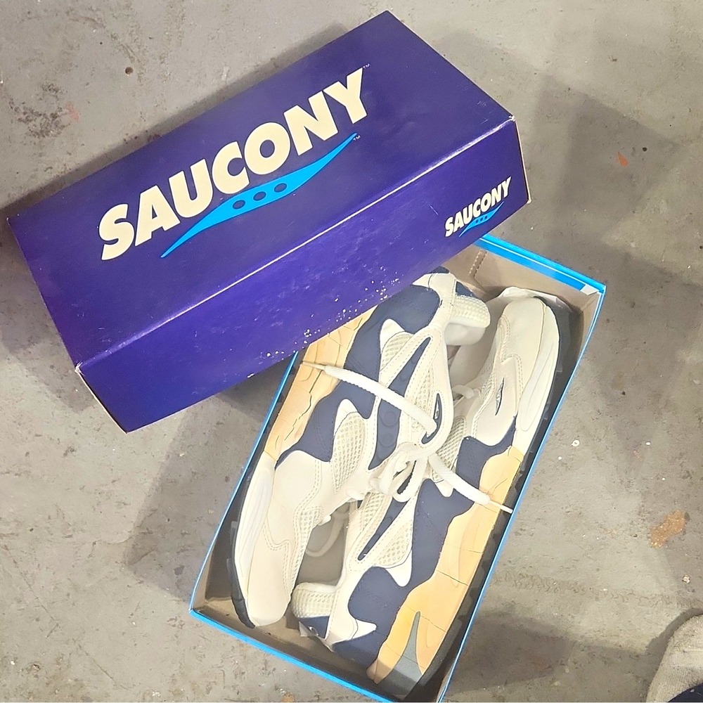 Vintage Saucony Grid Shadow 2 Mens Low Top Lace Up Sneaker White/Blue/Beige
